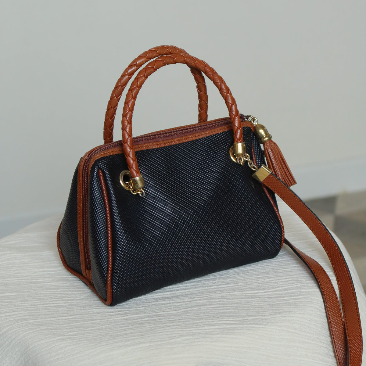 Bottega Veneta Vintage Braided strap Tassel Charm 2 way Top Handle Shoulder Bag