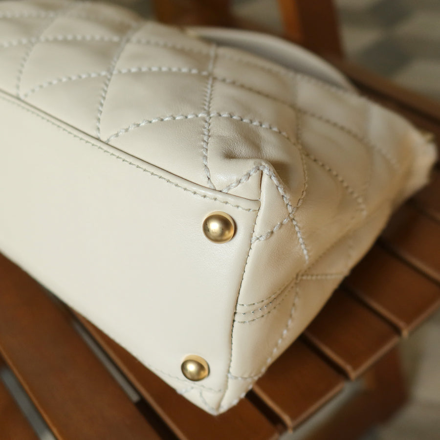 Chanel Vintage Cream Leather Wild Stitch CC mark chain-link Shoulder Bag