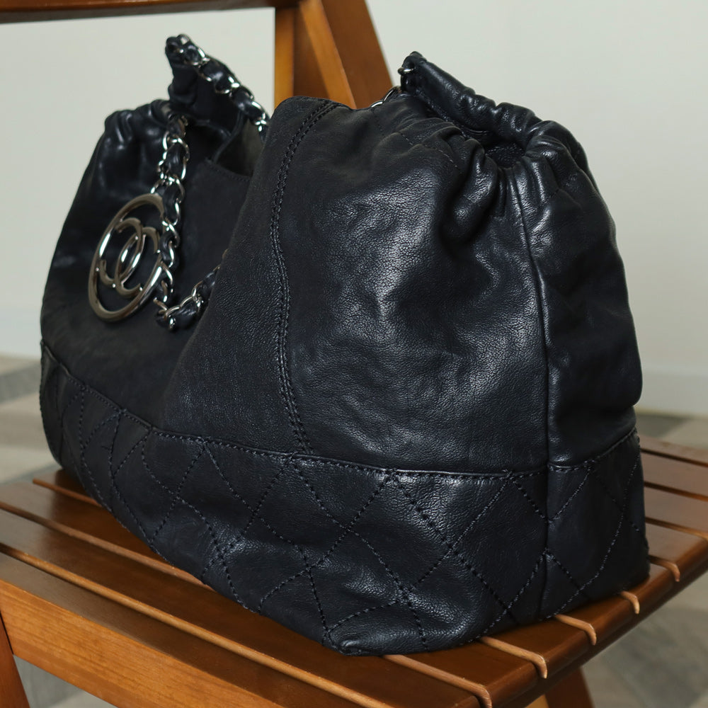 Chanel Vintage Diamond Stitching Coco charm Cabas Black Hobo Shoulder Bag