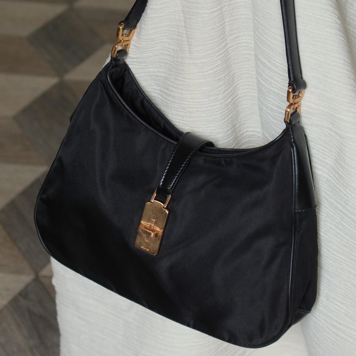 Rare Prada Vintage Black Nylon Tessuto Reversible Rose Gold Turn lock Hobo Bag