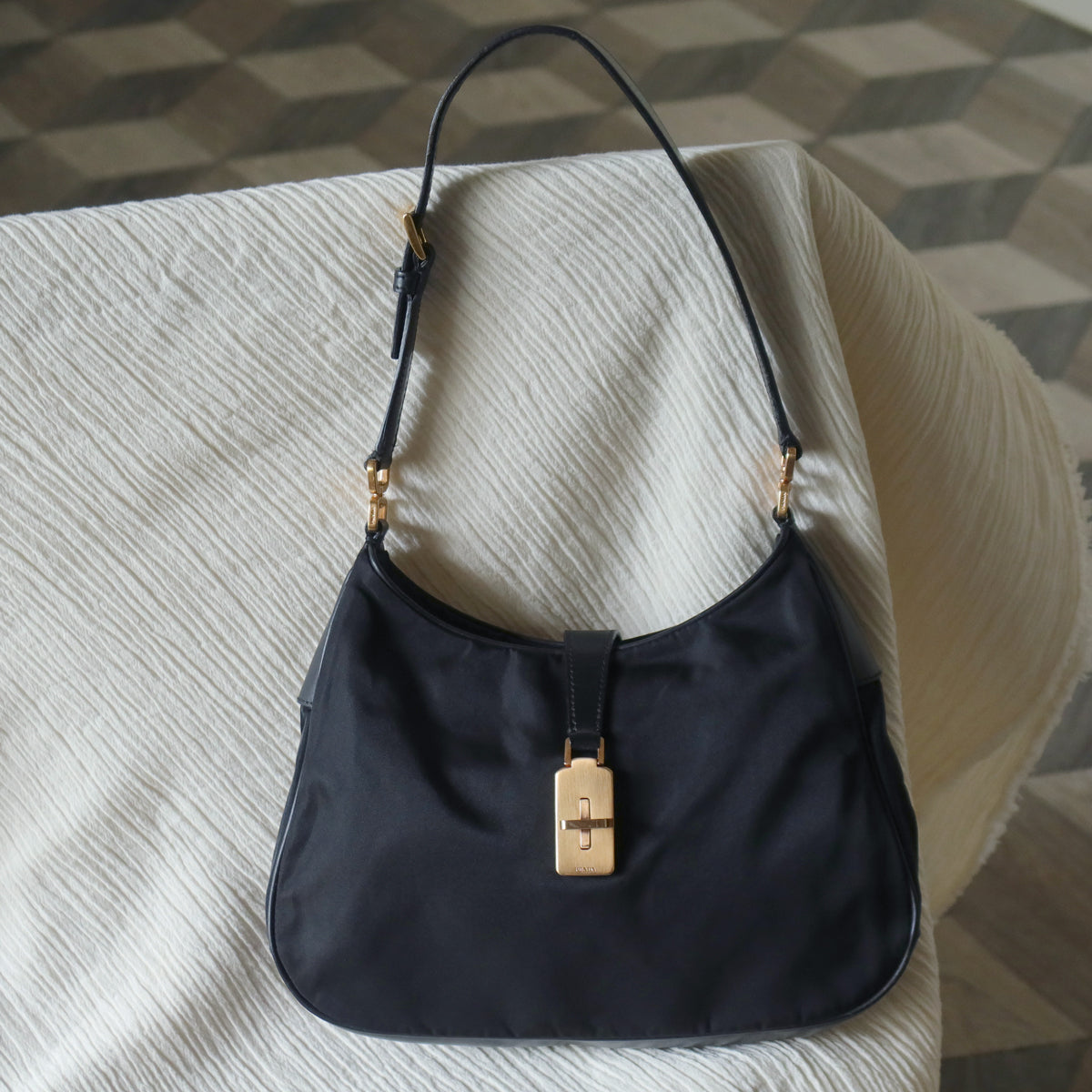 Rare Prada Vintage Black Nylon Tessuto Reversible Rose Gold Turn lock Hobo Bag