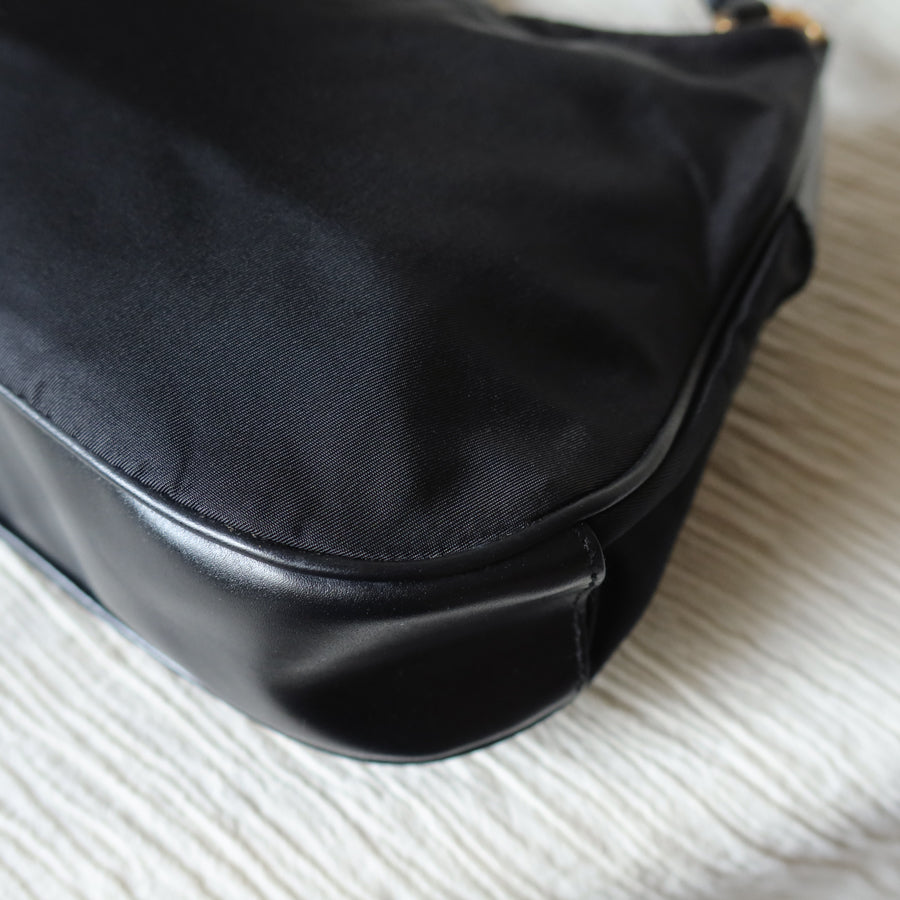 Rare Prada Vintage Black Nylon Tessuto Reversible Rose Gold Turn lock Hobo Bag