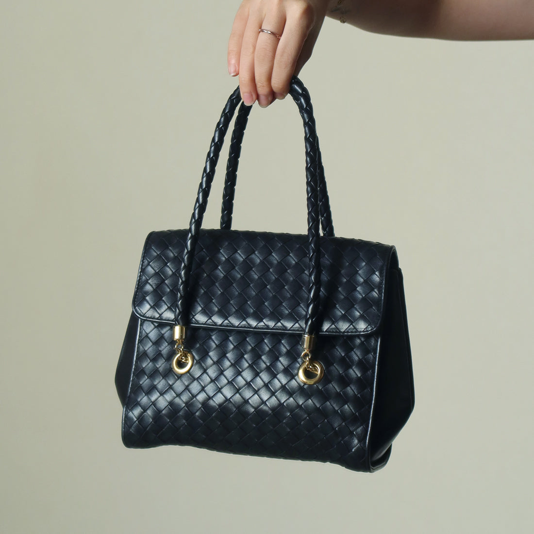 Rare Bottega Veneta Vintage Black Intrecciato Weave Double Braided Strap Trapeze Bag