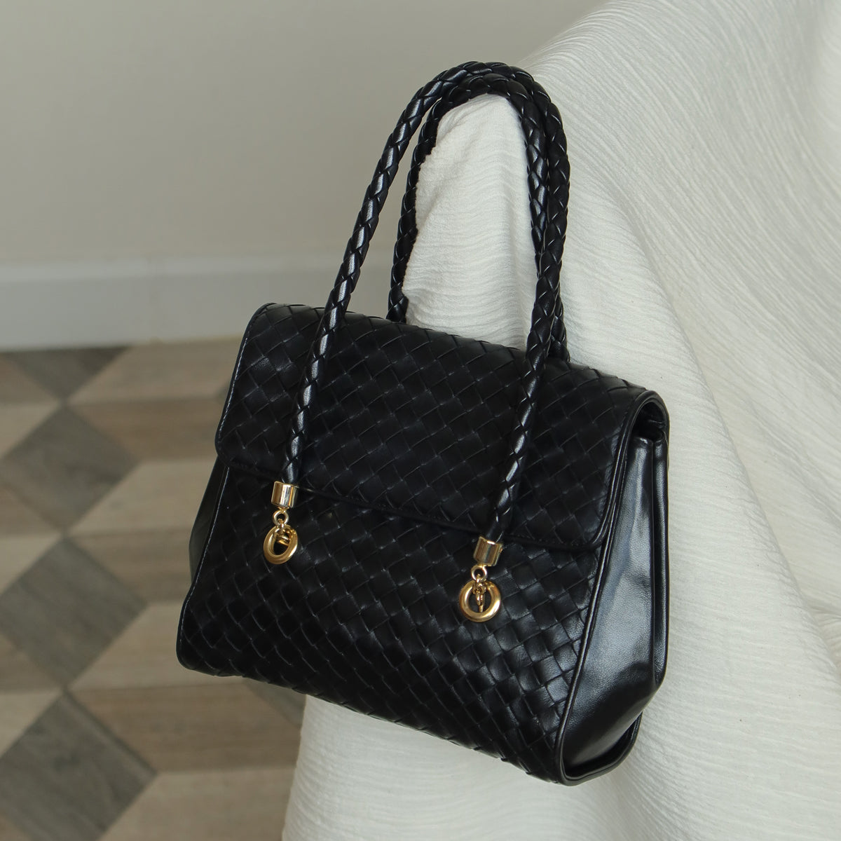 Rare Bottega Veneta Vintage Black Intrecciato Weave Double Braided Strap Trapeze Bag