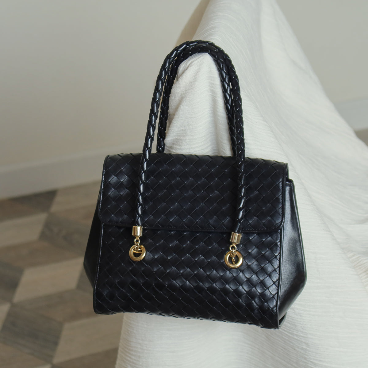 Rare Bottega Veneta Vintage Black Intrecciato Weave Double Braided Strap Trapeze Bag