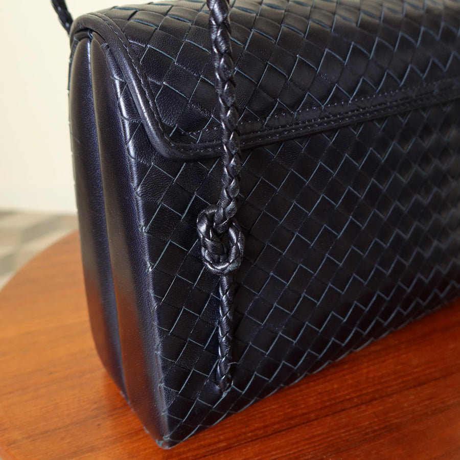 Bottega Veneta Vintage Intrecciato Weave Clasp Top Handle Bag