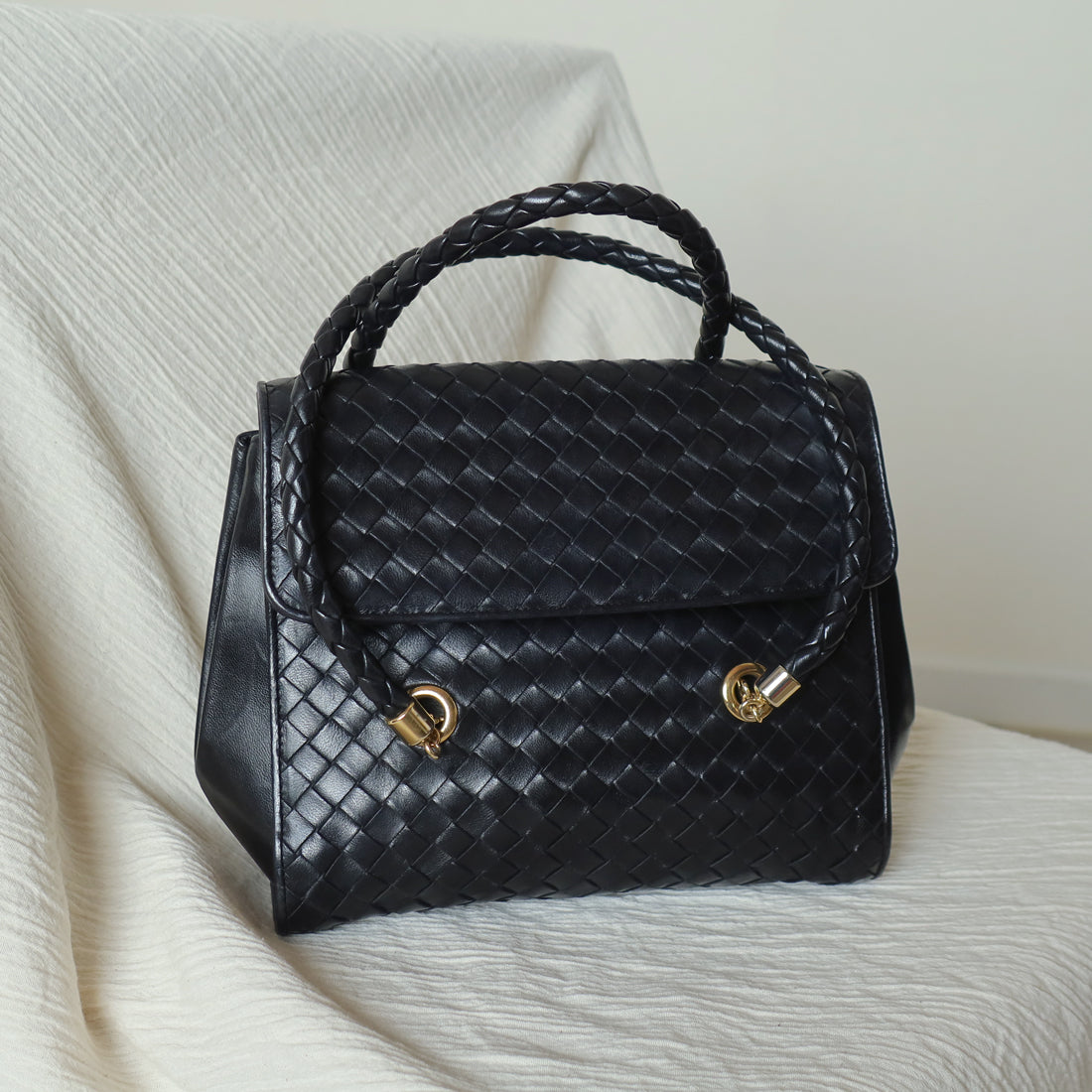 Rare Bottega Veneta Vintage Black Intrecciato Weave Double Braided Strap Trapeze Bag