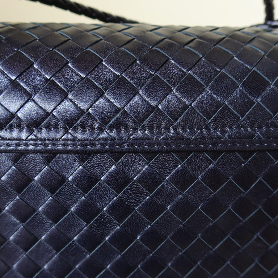 Bottega Veneta Vintage Intrecciato Weave Clasp Top Handle Bag
