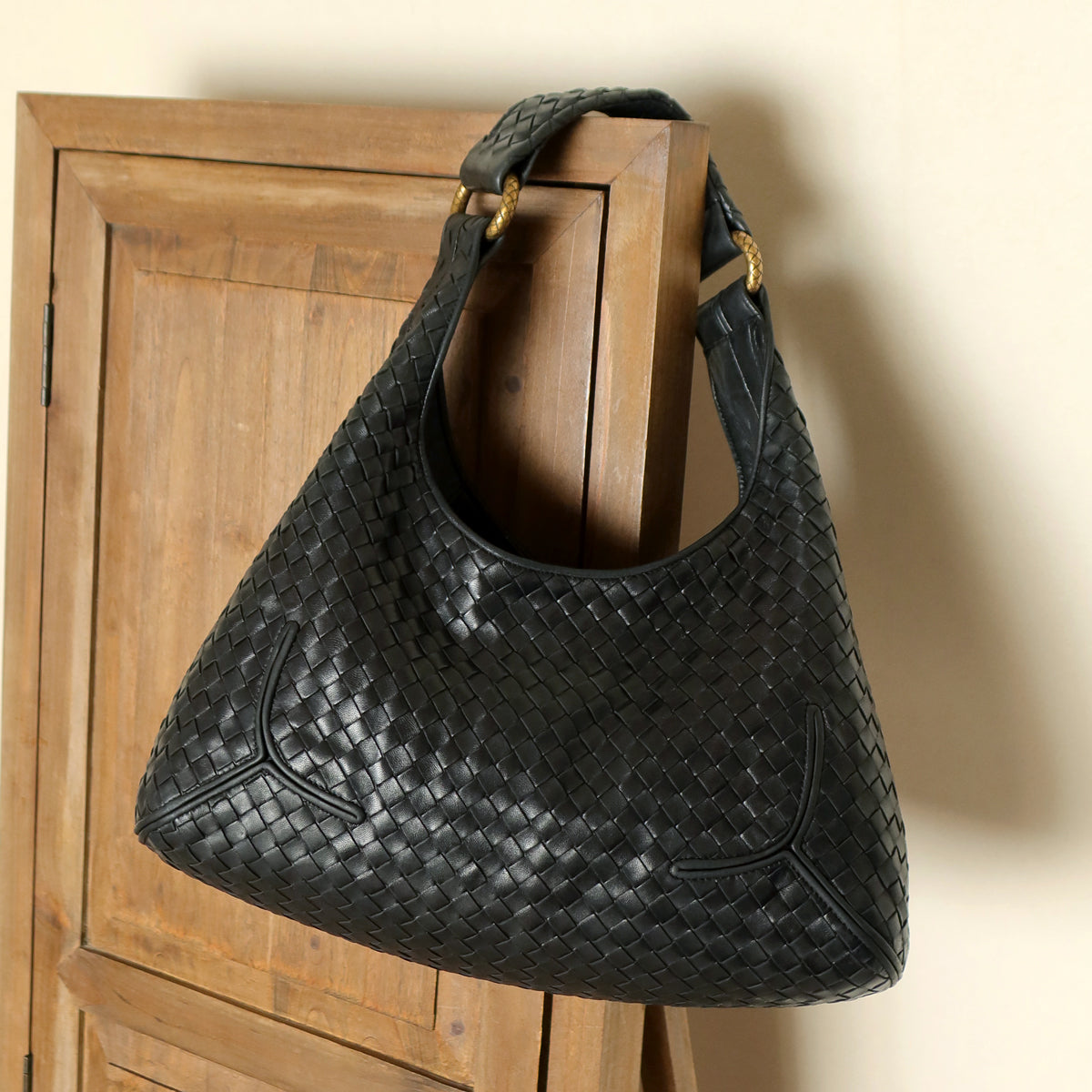 Bottega Veneta Vintage Black Intrecciato Gold Ring Medium Hobo Shoulder Bag