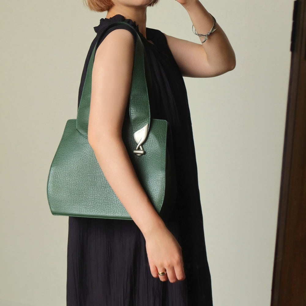 Loewe Vintage Emerald green Leather Knot charm Rounded Shoulder Bag