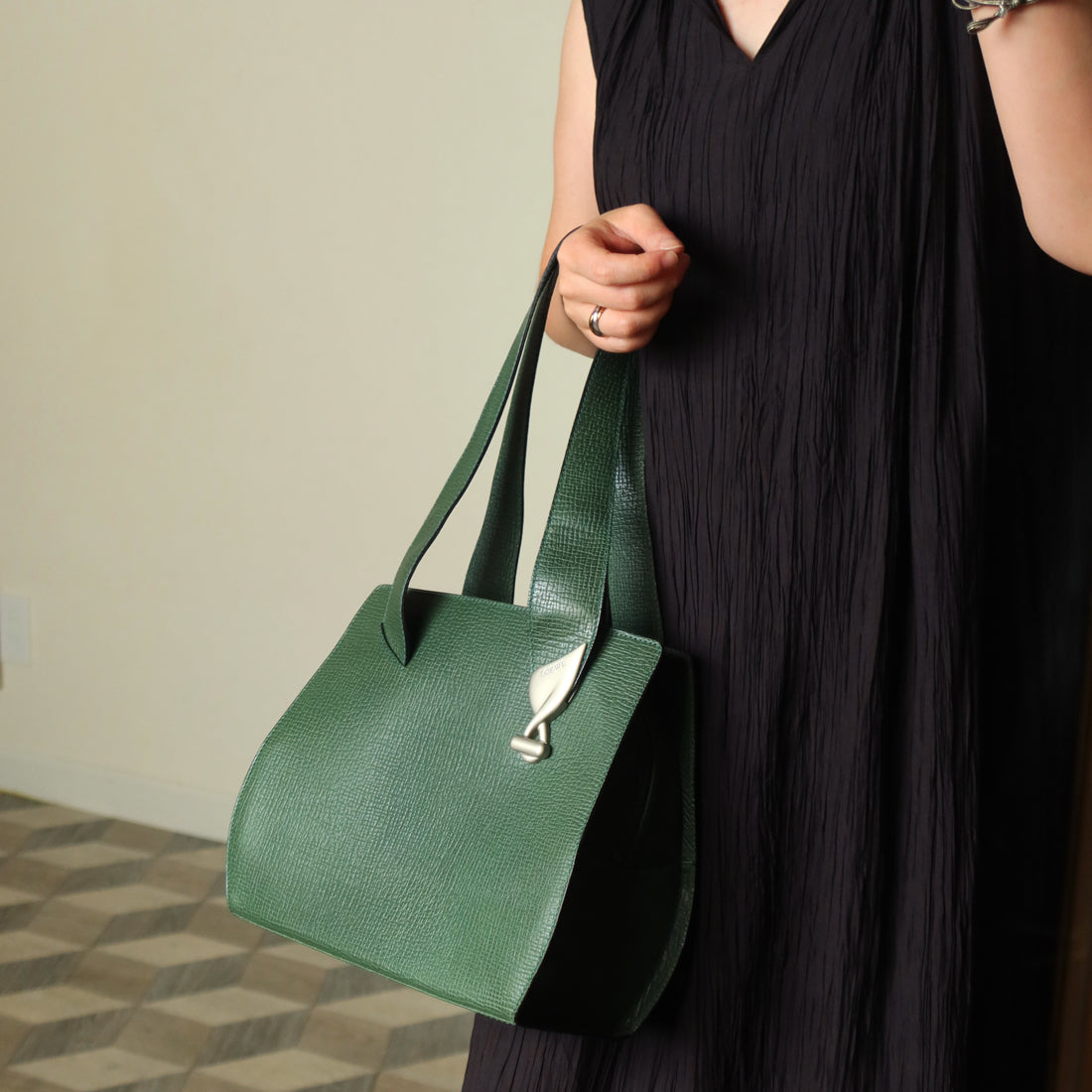 Loewe Vintage Emerald green Leather Knot charm Rounded Shoulder Bag