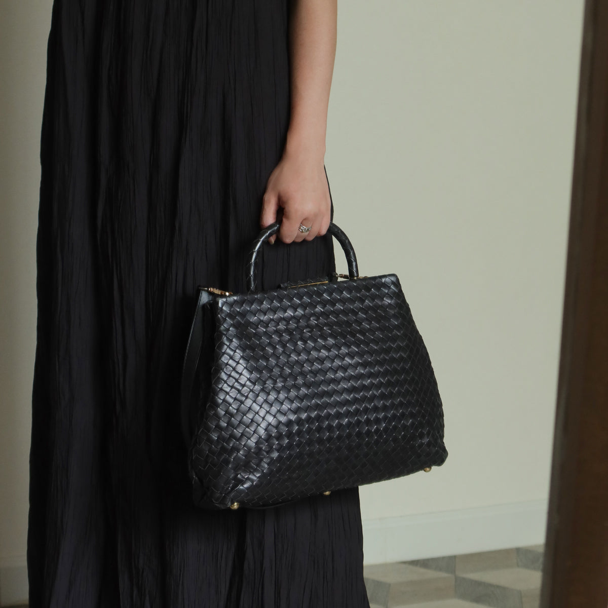 Bottega Veneta Vintage Black Intrecciato Kiss Lock 2way Bag