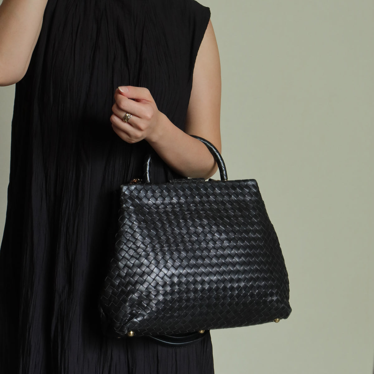 Bottega Veneta Vintage Black Intrecciato Kiss Lock 2way Bag
