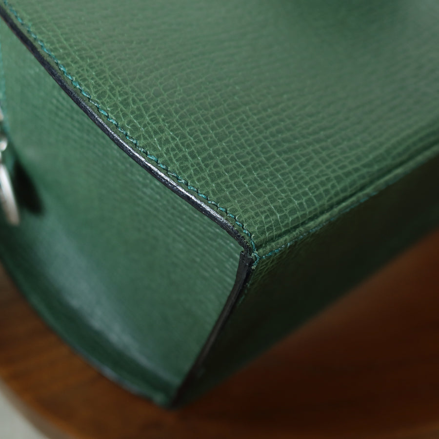 Loewe Vintage Emerald green Leather Knot charm Rounded Shoulder Bag