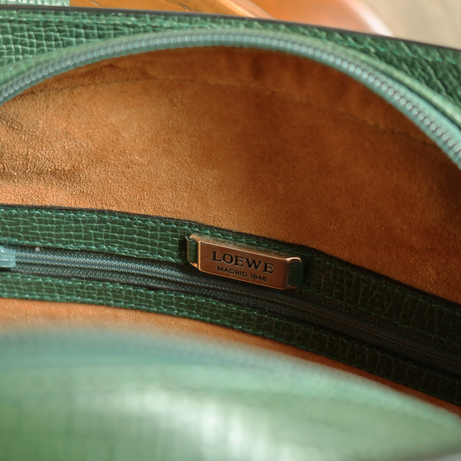 Loewe Vintage Emerald green Leather Knot charm Rounded Shoulder Bag