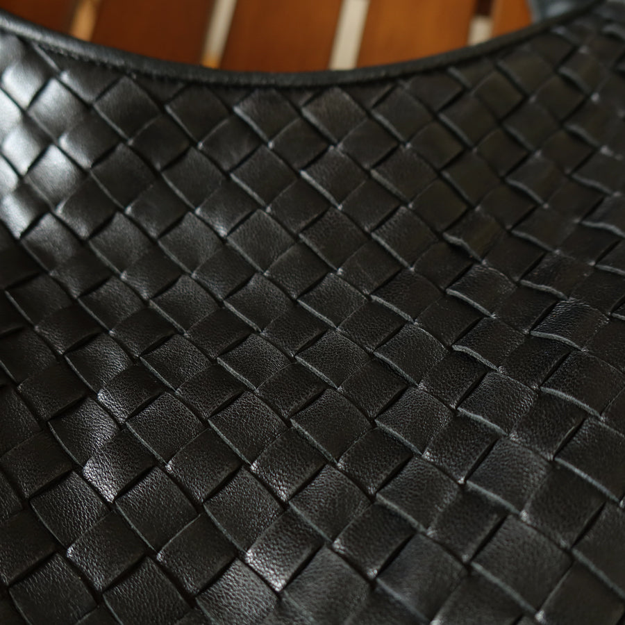 Bottega Veneta Vintage Black Intrecciato Gold Ring Medium Hobo Shoulder Bag
