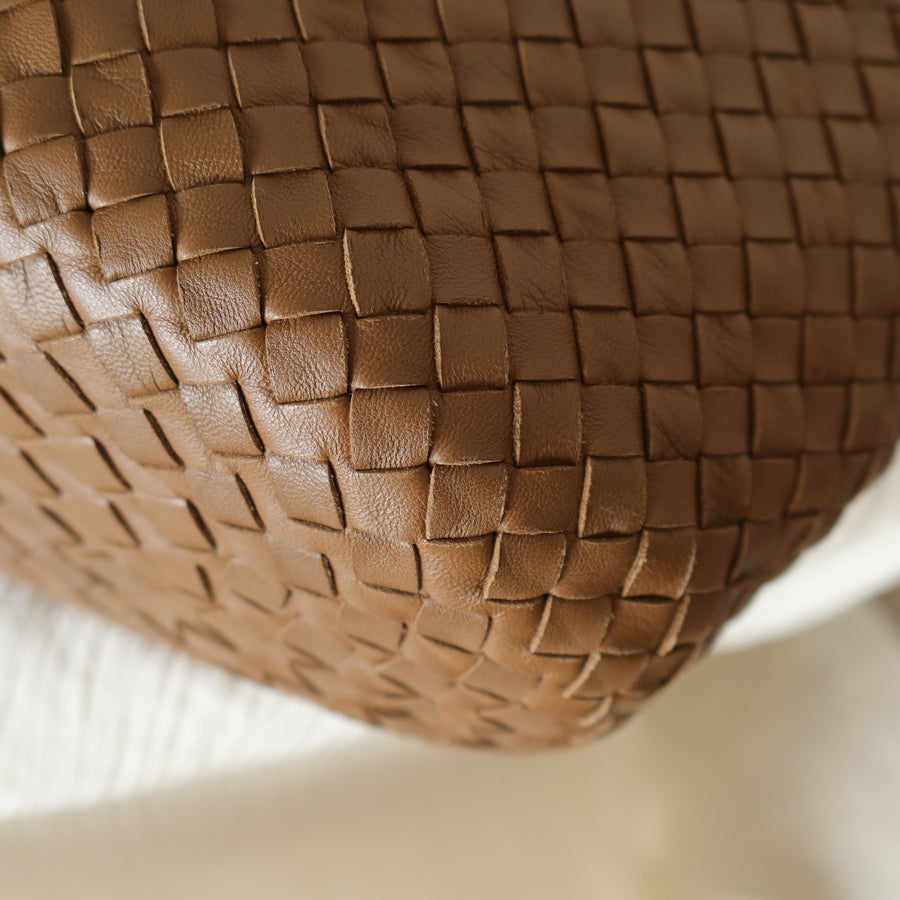 Bottega Veneta Vintage Caramel Brown Intrecciato Ring Hobo style Bucket Shoulder Bag