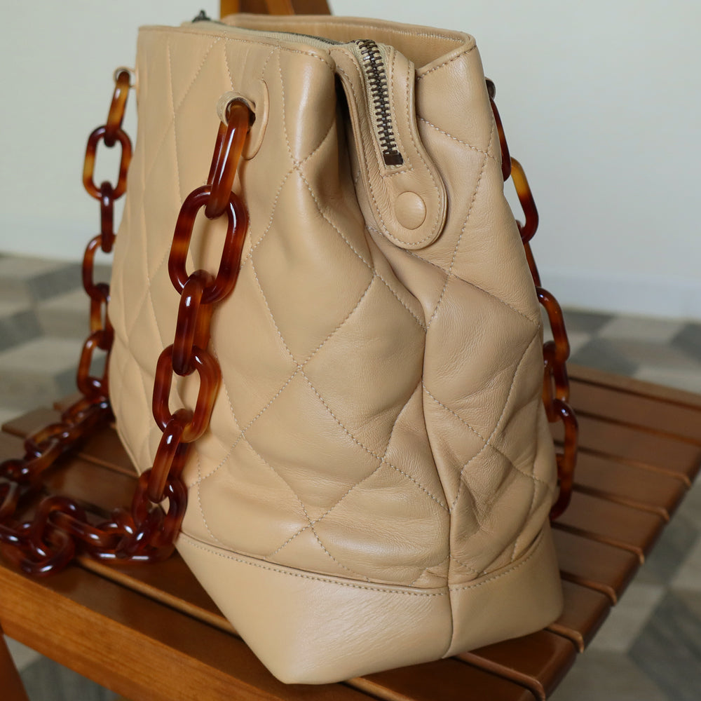 Chanel Vintage Beige Tortoise Shell Link Strap CC logo charm Shoulder Bag
