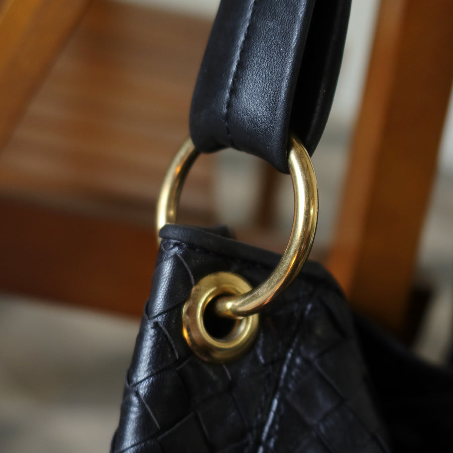 Bottega Veneta Vintage Black Intrecciato Mismatch Rings Hobo Shoulder Bag