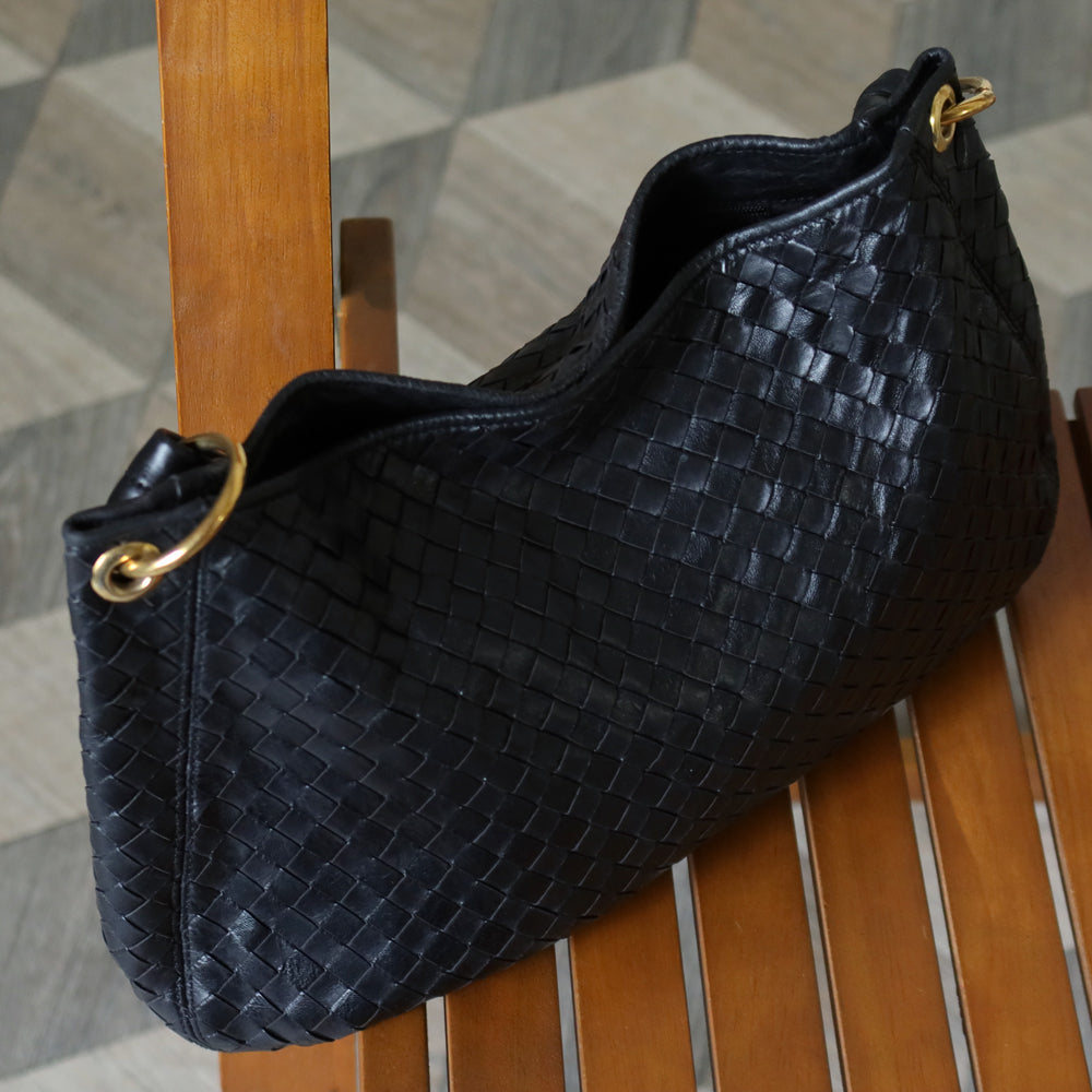 Bottega Veneta Vintage Black Intrecciato Mismatch Rings Hobo Shoulder Bag