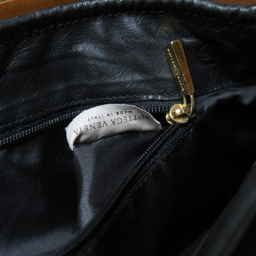 Bottega Veneta Vintage Black Intrecciato Mismatch Rings Hobo Shoulder Bag