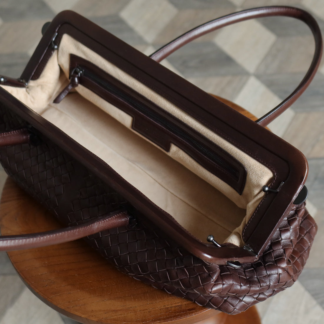 Bottega Veneta Vintage Dark Brown Intrecciato Kiss Lock East West Shoulder Bag