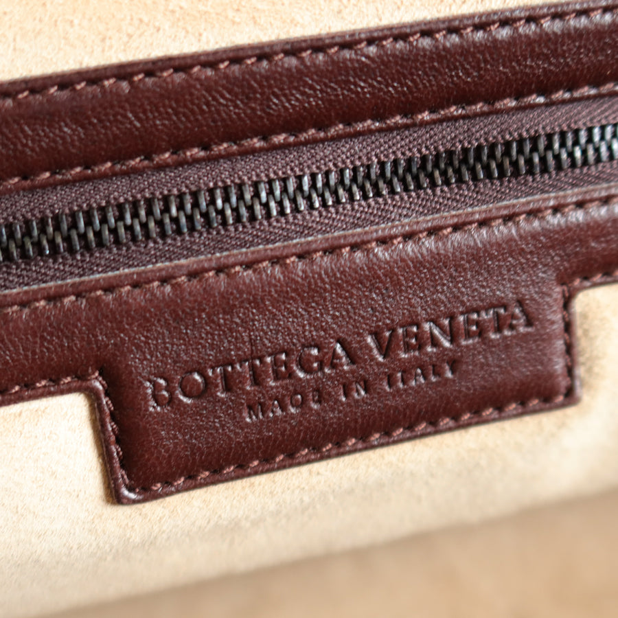 Bottega Veneta Vintage Dark Brown Intrecciato Kiss Lock East West Shoulder Bag