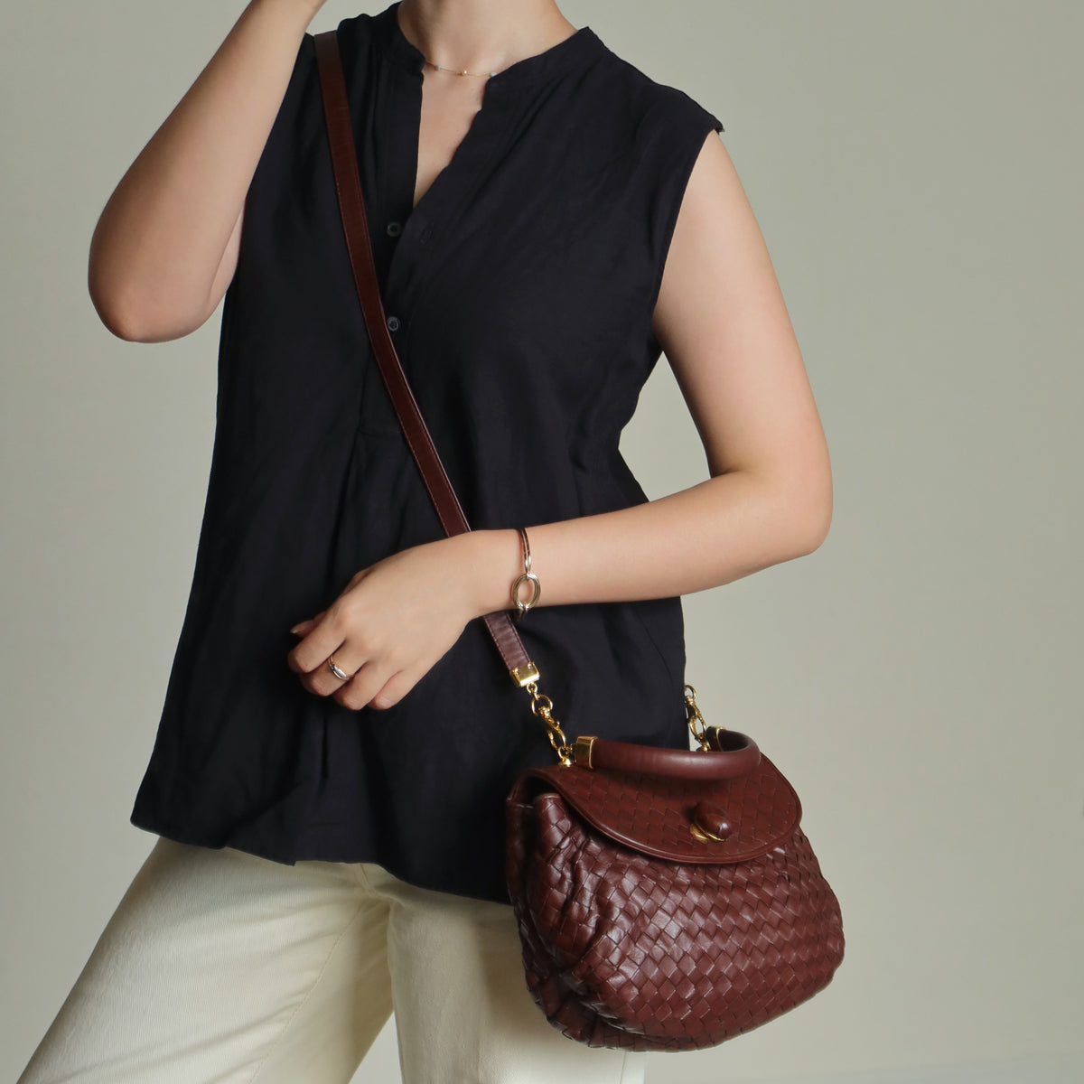 Bottega Veneta Vintage Dark Brown Intrecciato Weave Turn Lock 2way Shoulder Bag