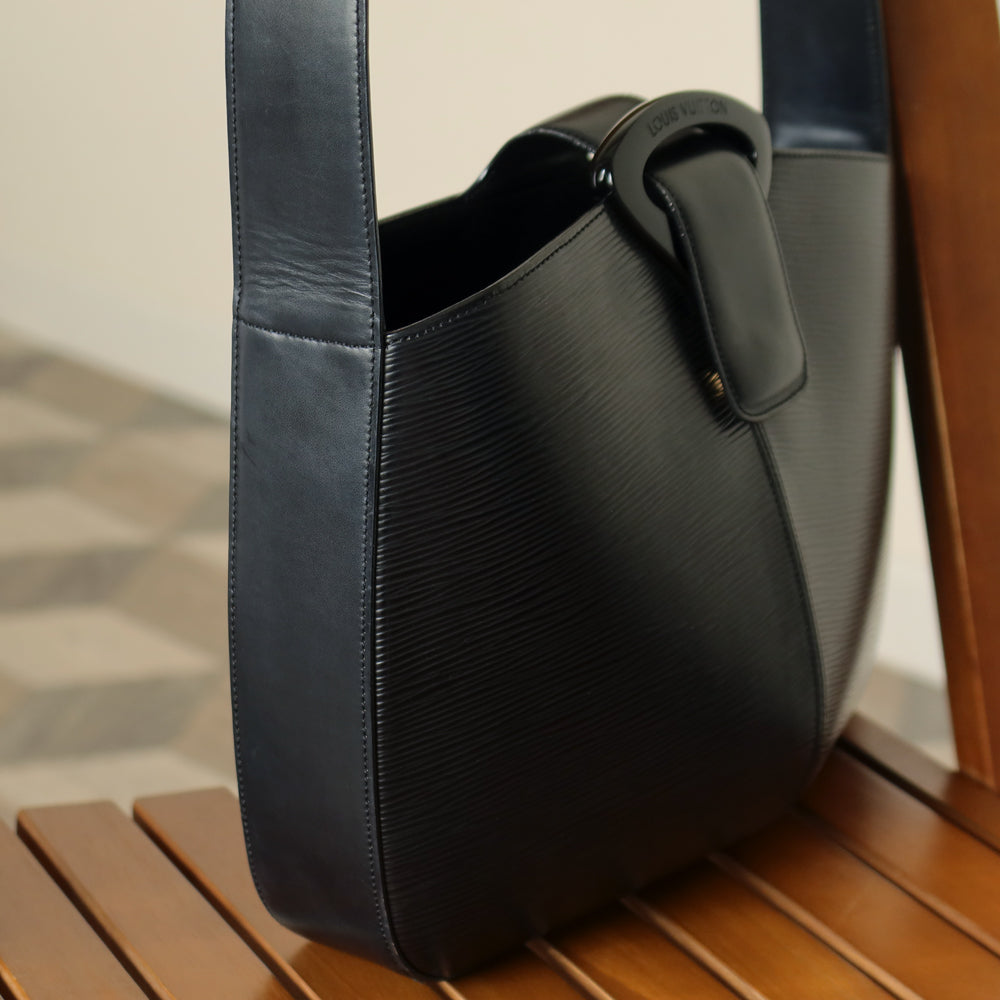 Louis Vuitton Vintage Black Epi Leather Buckle Shoulder Bag
