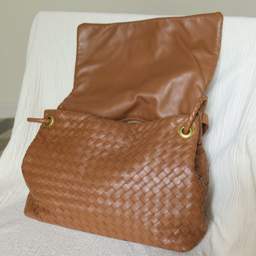 Bottega Veneta Vintage Caramel Brown Intrecciato Ring Hobo Shoulder Flap Bag
