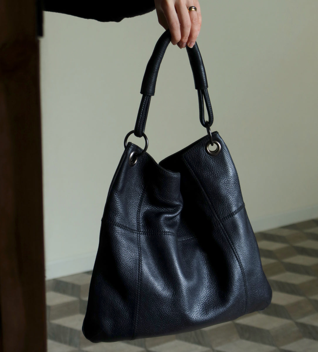 Bottega Veneta Vintage Black Grained Leather Cross Stitching Shoulder Bag