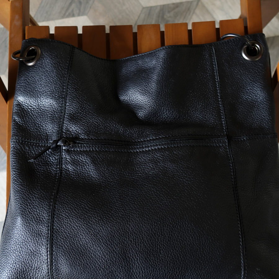 Bottega Veneta Vintage Black Grained Leather Cross Stitching Shoulder Bag