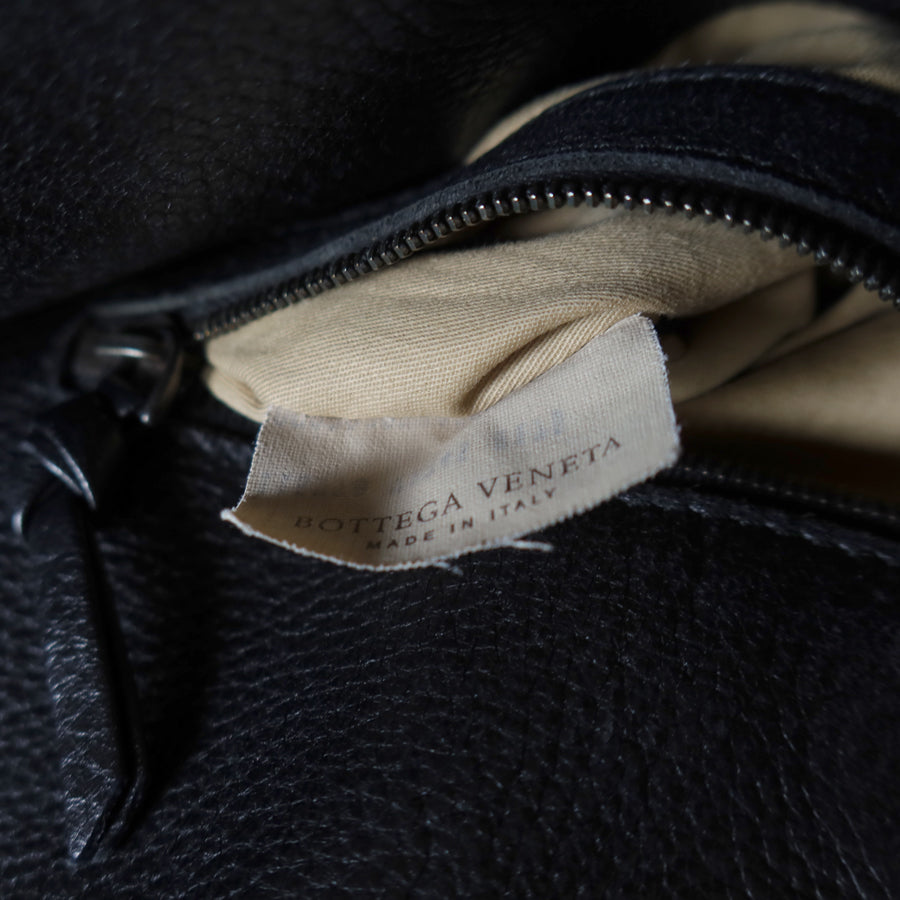 Bottega Veneta Vintage Black Grained Leather Cross Stitching Shoulder Bag