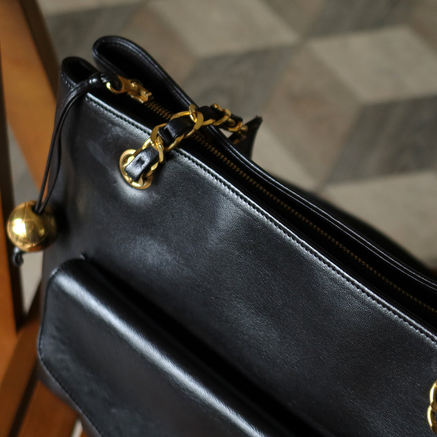 Chanel Vintage Black Lambskin CC Turn lock Pocket CC charm Large Shoulder Bag