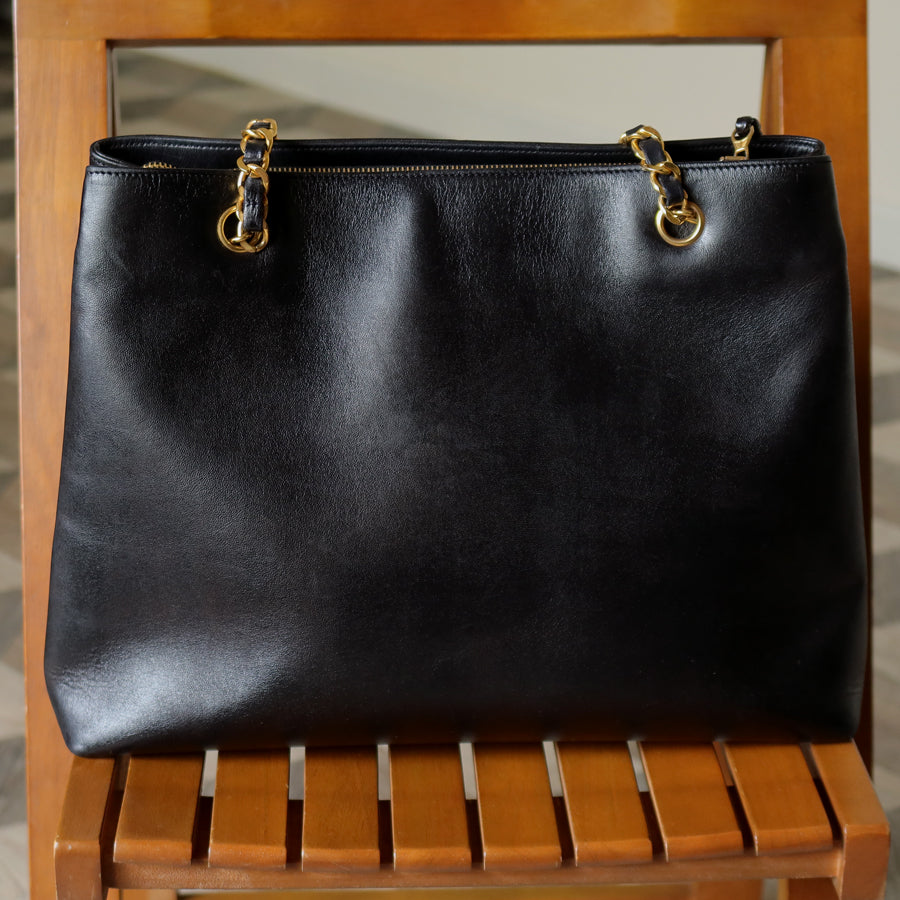 Chanel Vintage Black Lambskin CC Turn lock Pocket CC charm Large Shoulder Bag