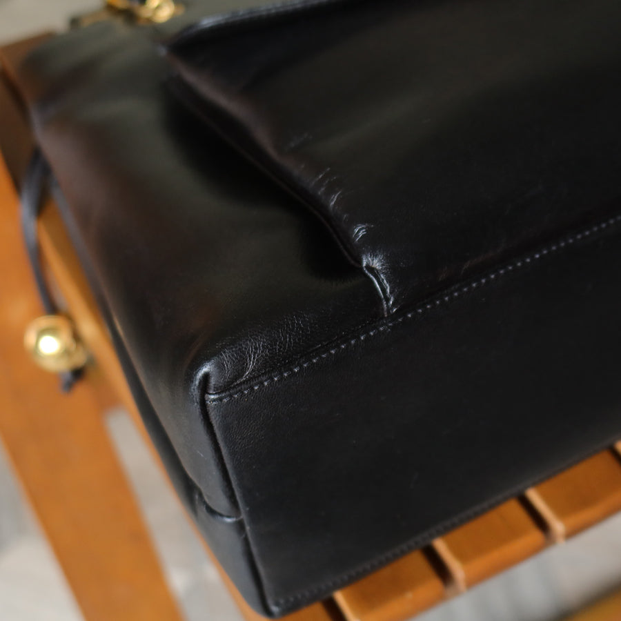 Chanel Vintage Black Lambskin CC Turn lock Pocket CC charm Large Shoulder Bag