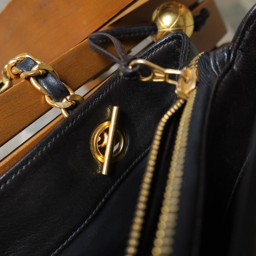 Chanel Vintage Black Lambskin CC Turn lock Pocket CC charm Large Shoulder Bag