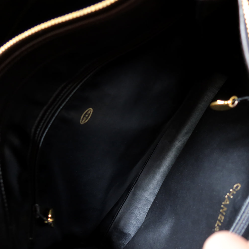 Chanel Vintage Black Lambskin CC Turn lock Pocket CC charm Large Shoulder Bag