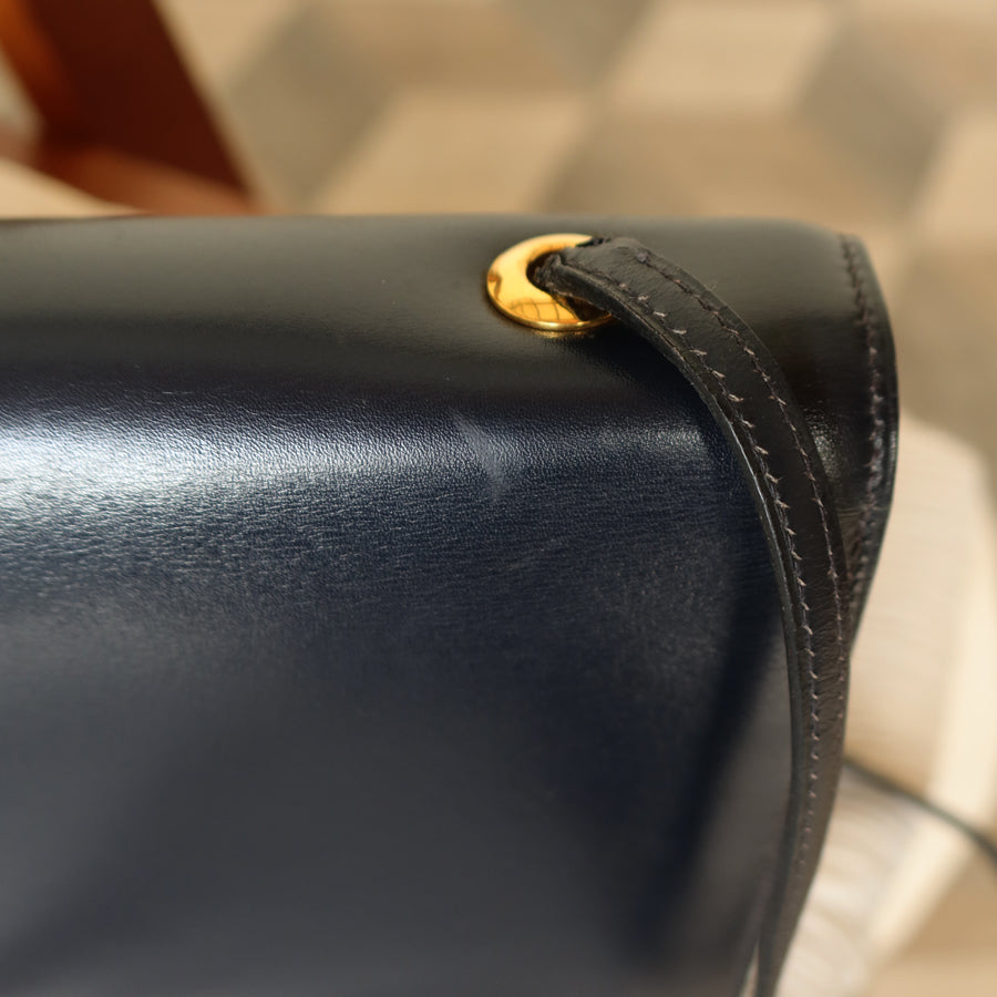 Vintage Hermès 1980s Emblem Ring Box Calf Shoulder Bag