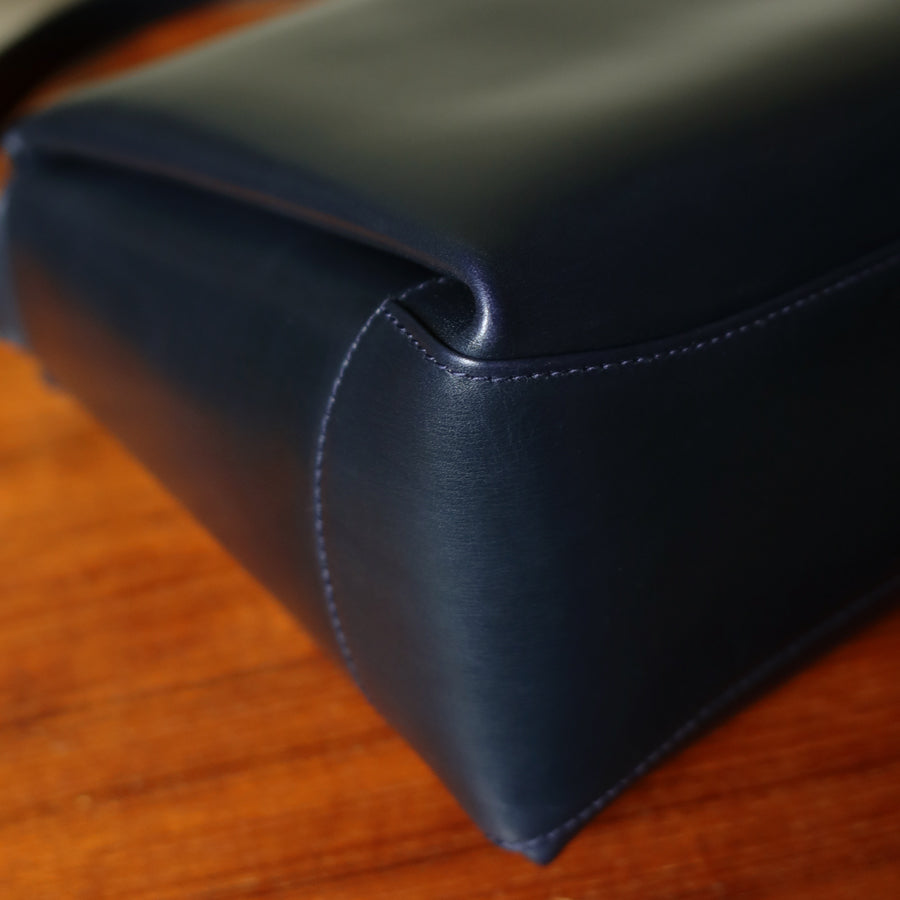 Gucci Vintage Dark Indigo Leather Gold Horsebit Bag