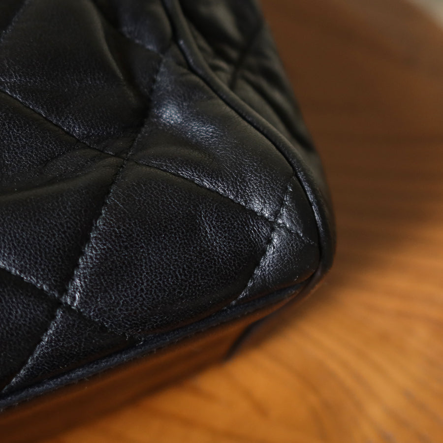 Chanel Vintage Black Lambskin Diamond Quilted Zipper charm CC Double Chain Bag