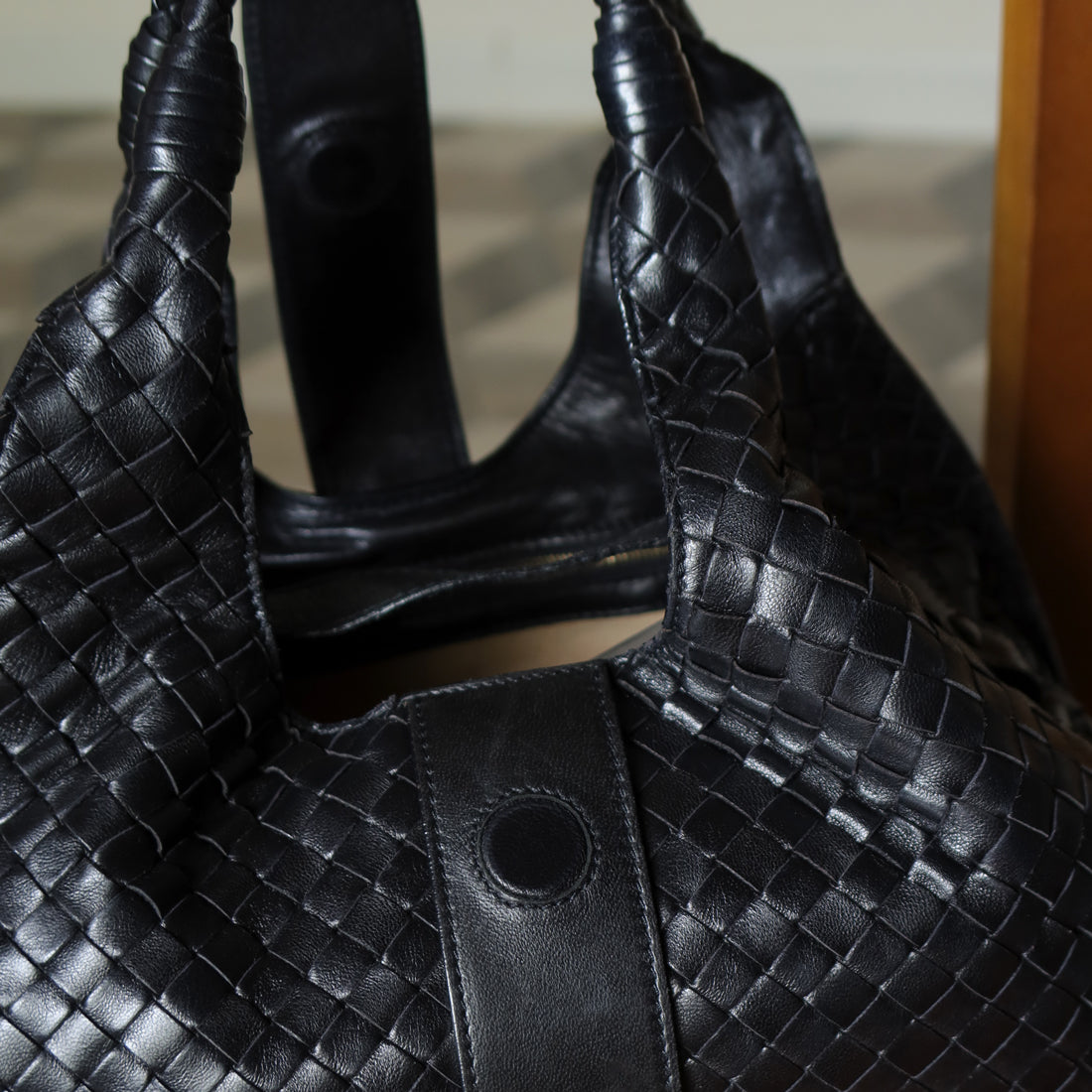 Bottega Veneta Vintage Black Intrecciato Leather Belt Hobo Shoulder Bag