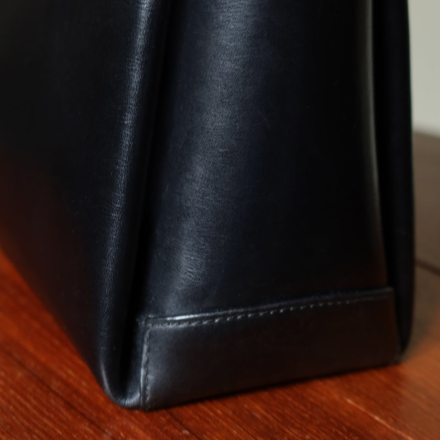 Gucci Vintage Black Leather Bamboo Clasp Turnlock 2 way Bag