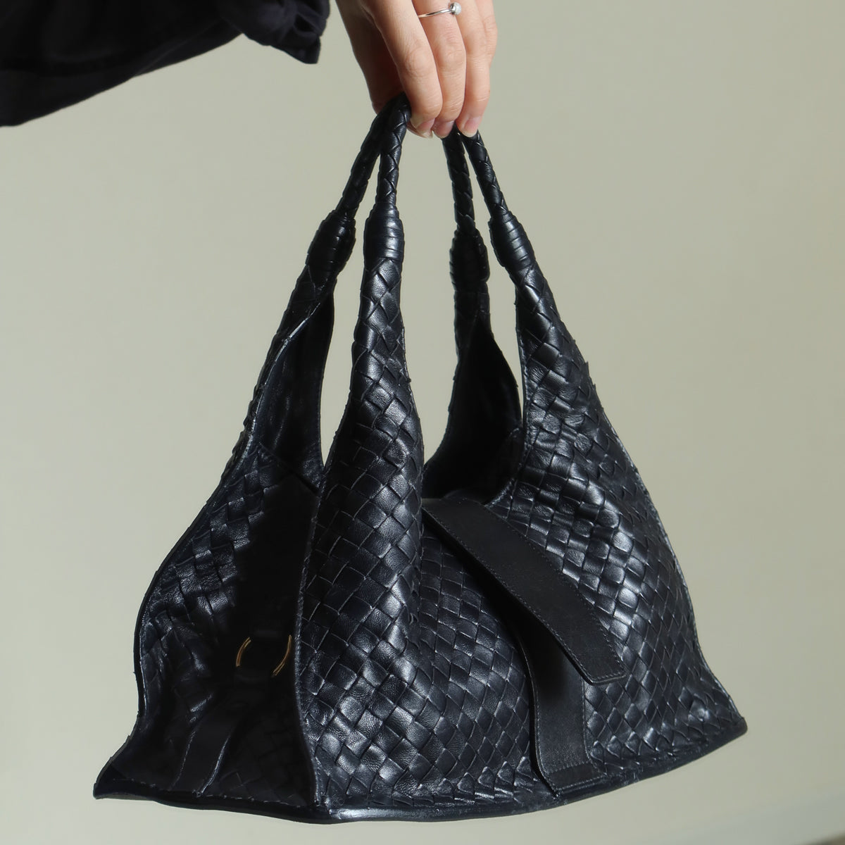 Bottega Veneta Vintage Black Intrecciato Leather Belt Hobo Shoulder Bag