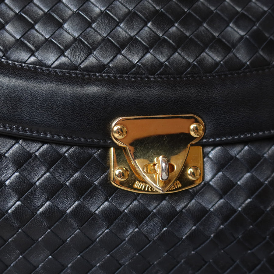 Rare Bottega Veneta Vintage Black Intrecciato Leather Turn lock Shoulder Bag