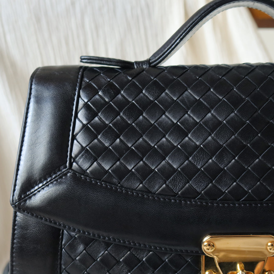 Rare Bottega Veneta Vintage Black Intrecciato Leather Turn lock Shoulder Bag