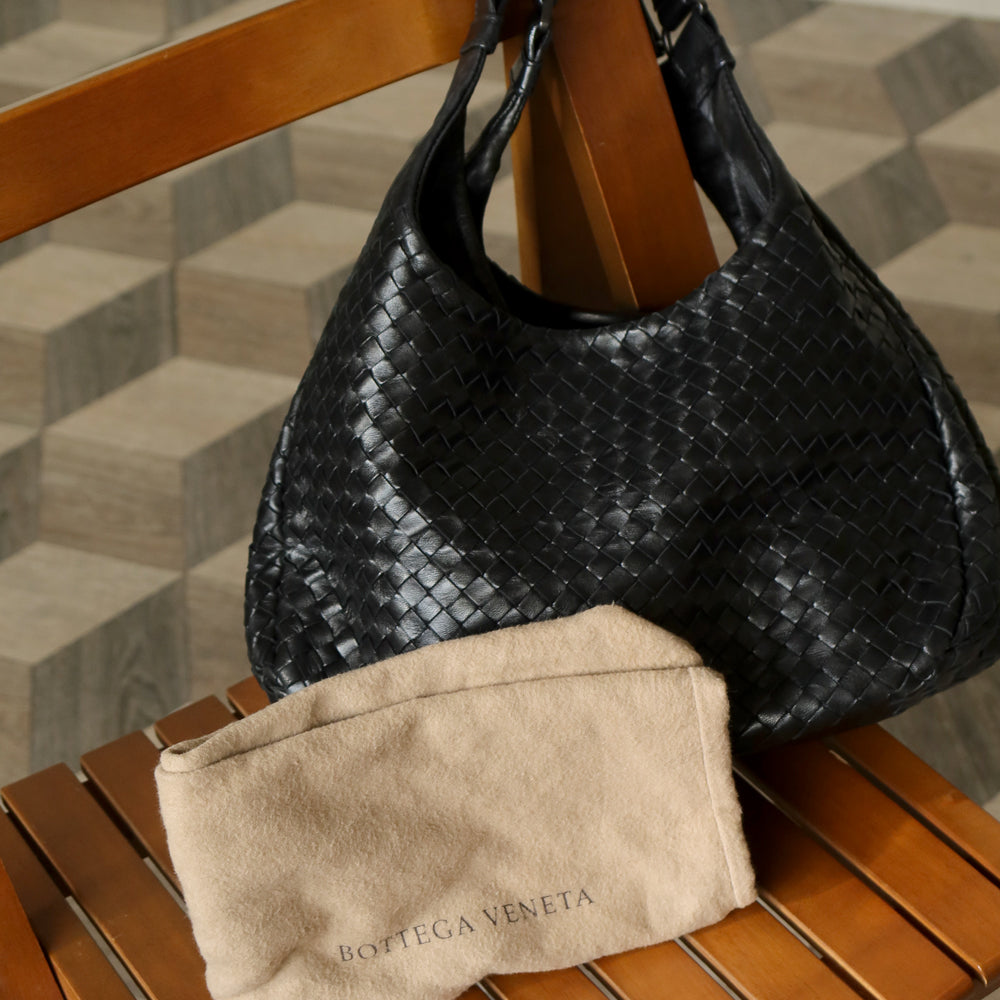 Bottega Veneta Vintage Black Medium Intrecciato Hobo Shoulder Bag