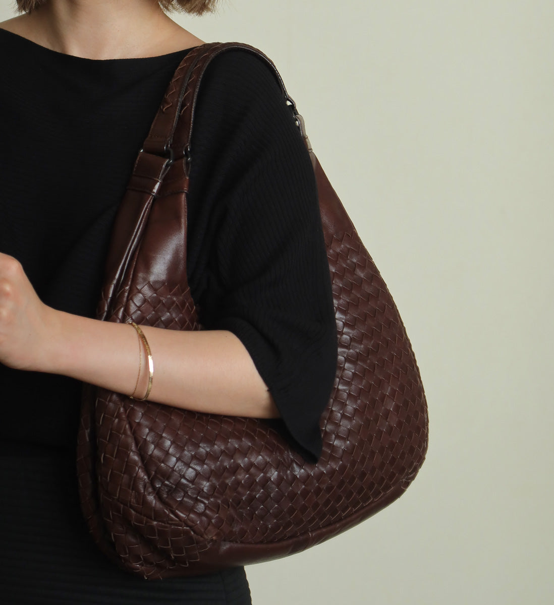 Bottega Veneta Vintage Dark Brown Medium Intrecciato Hobo Tote Bag M
