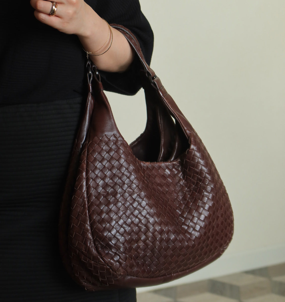 Bottega Veneta Vintage Dark Brown Medium Intrecciato Hobo Tote Bag M