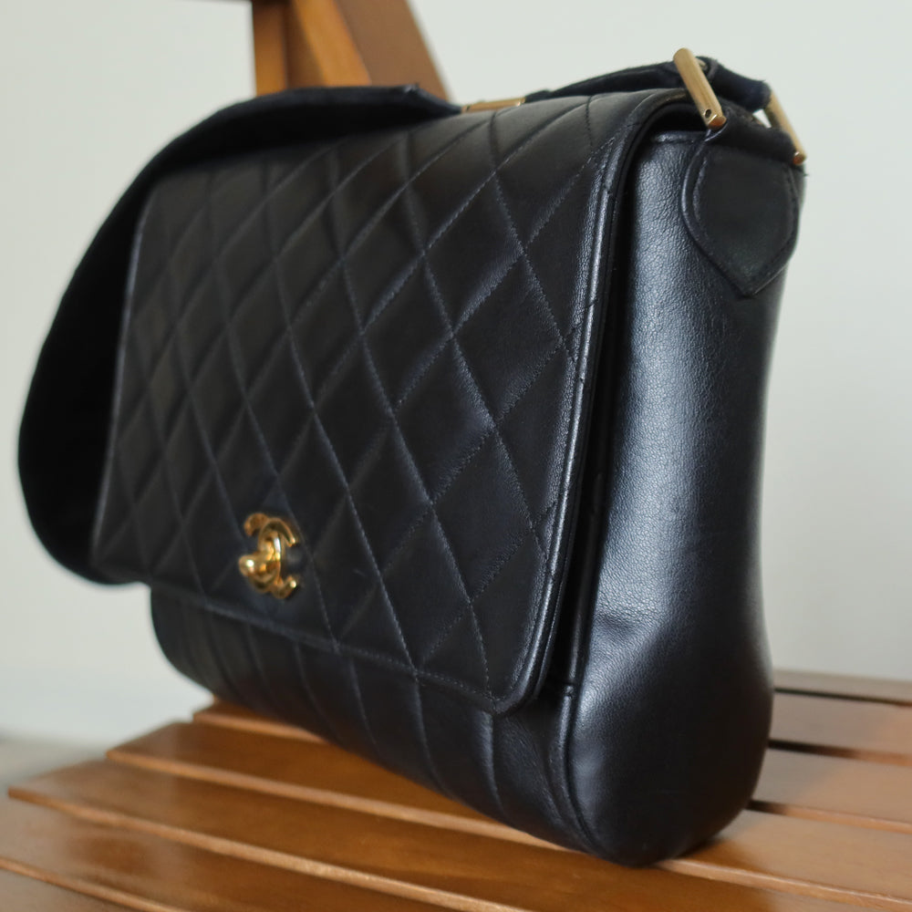 Rare Chanel Vintage Black Lambskin CC Turn Lock Double Quilted Shoulder Bag
